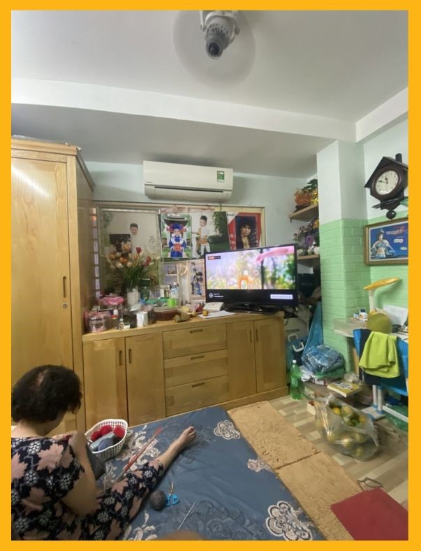 HOT HOT Hồng Mai sát phố, kinh doanh onl tốt, DT15m2 x 5 tầng, MT3m, 1.2 tỷ.