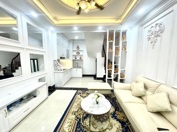 Bán nhà phố Pháo Đài Láng, Đống Đa, nhà thiết kế hiện đại, ngõ thông 3 gác, kinh doanh, DT 33m2*5T