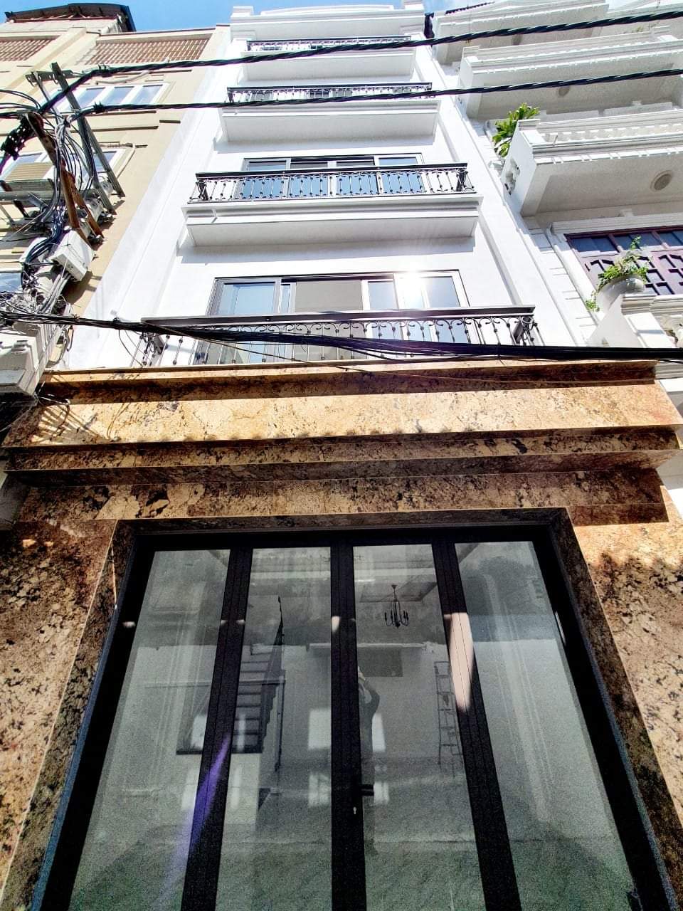 Trung tâm Ngã Tư Sở, nhà mới đón Tết, ngõ ô tô, 41m2 x 5 tầng, 4.85 tỷ