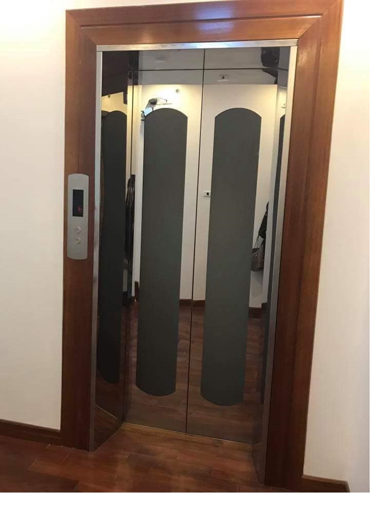 Bán nhà phố Mai Dịch 150m thang máylô góc sát công viên34.8 tỷ.