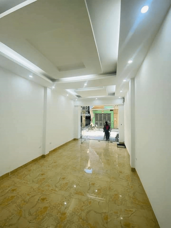 Bán nhà mặt ngõ kinh doanh, Ô tô vào nhà phố pháo Đài Láng, Đống Đa, 45m2 giá 14,7 tỷ