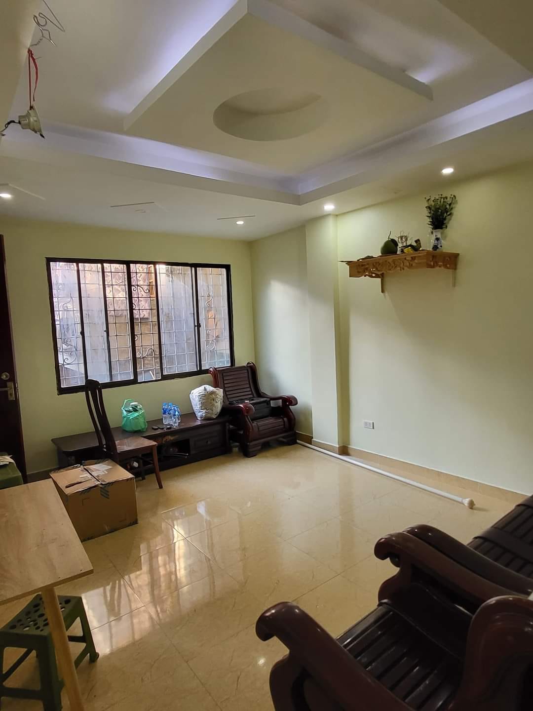 Bán Nhà Tập Thể Ngõ Thịnh Hào 1 Đống Đa DT 56m2 , 2tầng , Chỉ 1.99 tỷ