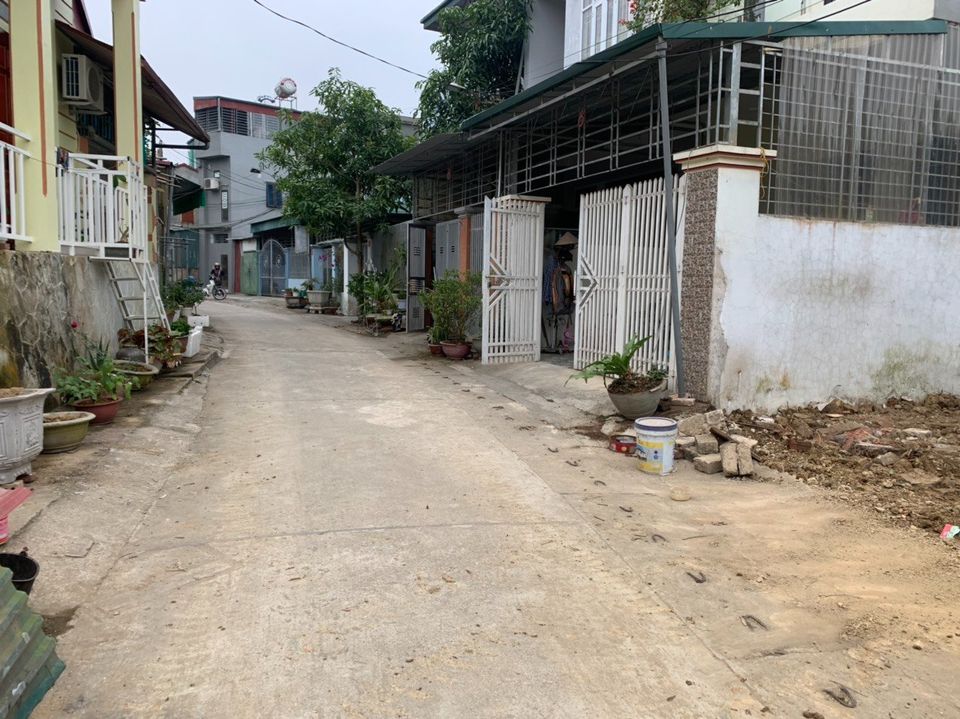 Em cần bán mảnh đất tổ 12 phường Mường Thanh