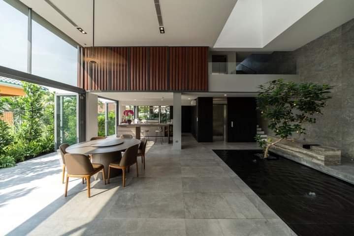 Nhà mặt tiền đường Cao Thắng, Phường 3, Quận 3 DT 9,2x40m GPXD 7 tầng giá 115 tỷ