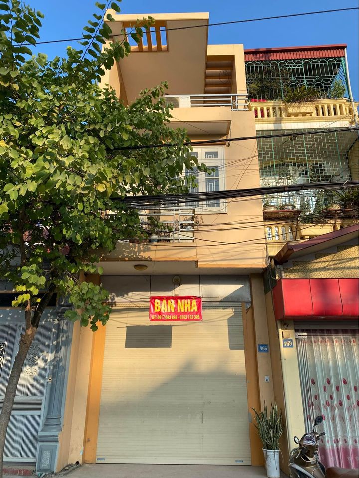 Gia đình chuyển vùng nên bán nhà 3 tầng tại phường Him Lam, TP ĐBP