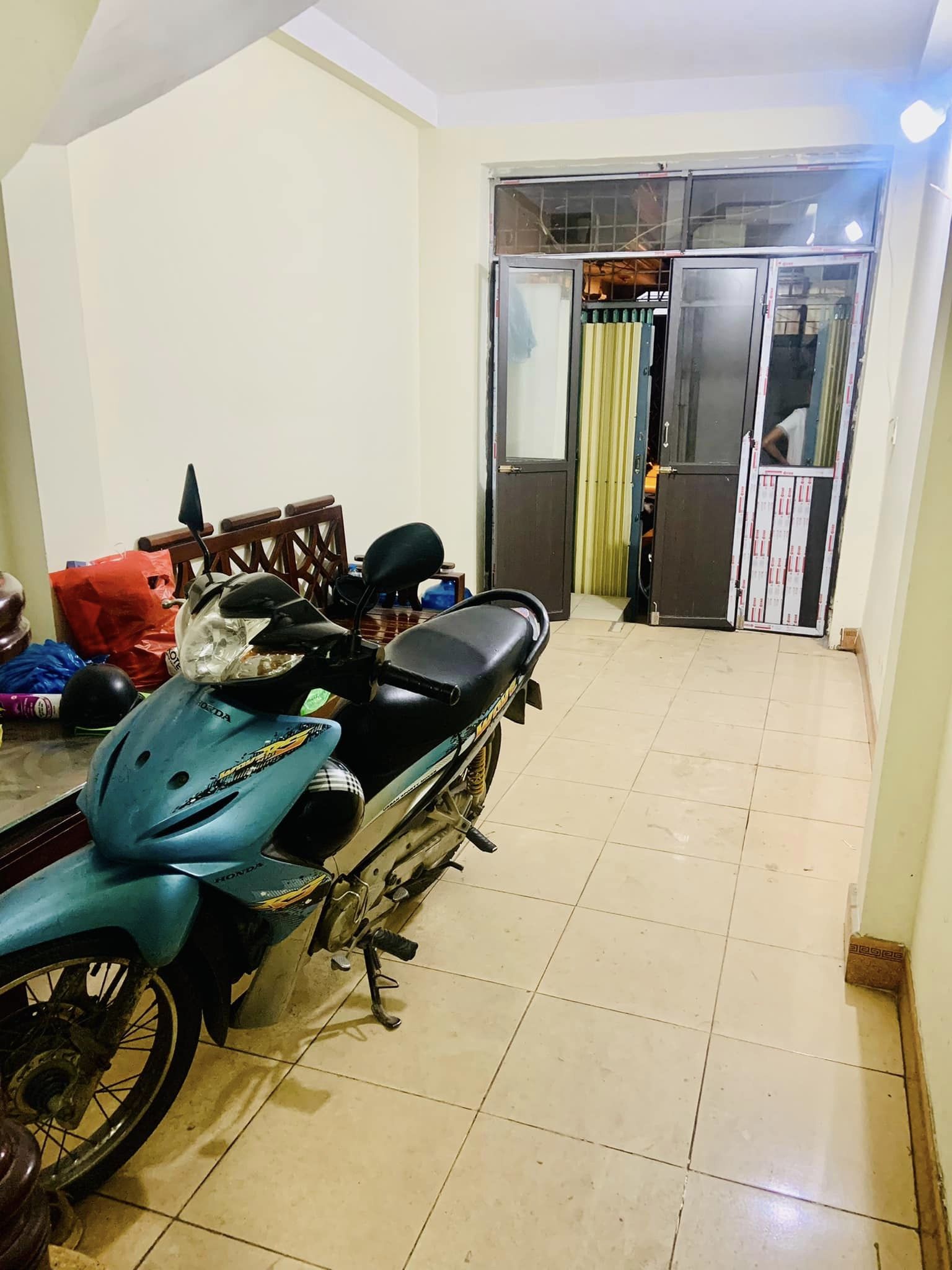 BÁN NHÀ PHỐ TRẦN KHÁT CHÂN – NGÕ THÔNG – GẦN PHỐ - 20M Ô TÔ – 3 NGỦ - GIÁ CHỈ 2.8 TỶ