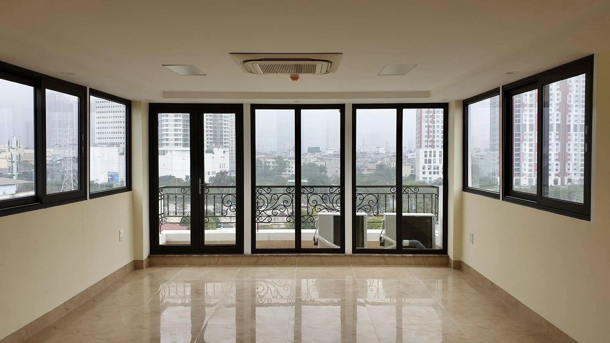 Bán Nhà mặt phố Trần Bình 80m 8 tầng thang máy MT5m 35 tỷ