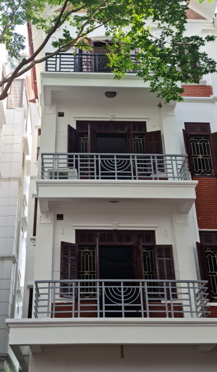 BÁN NHÀ PHỐ CHÍNH KINH, THANH XUÂN, 5 tầng, 6 NGỦ, RẤT ĐÁNG ĐỂ Ở, GIÁ CHỈ 4,8 TỶ.