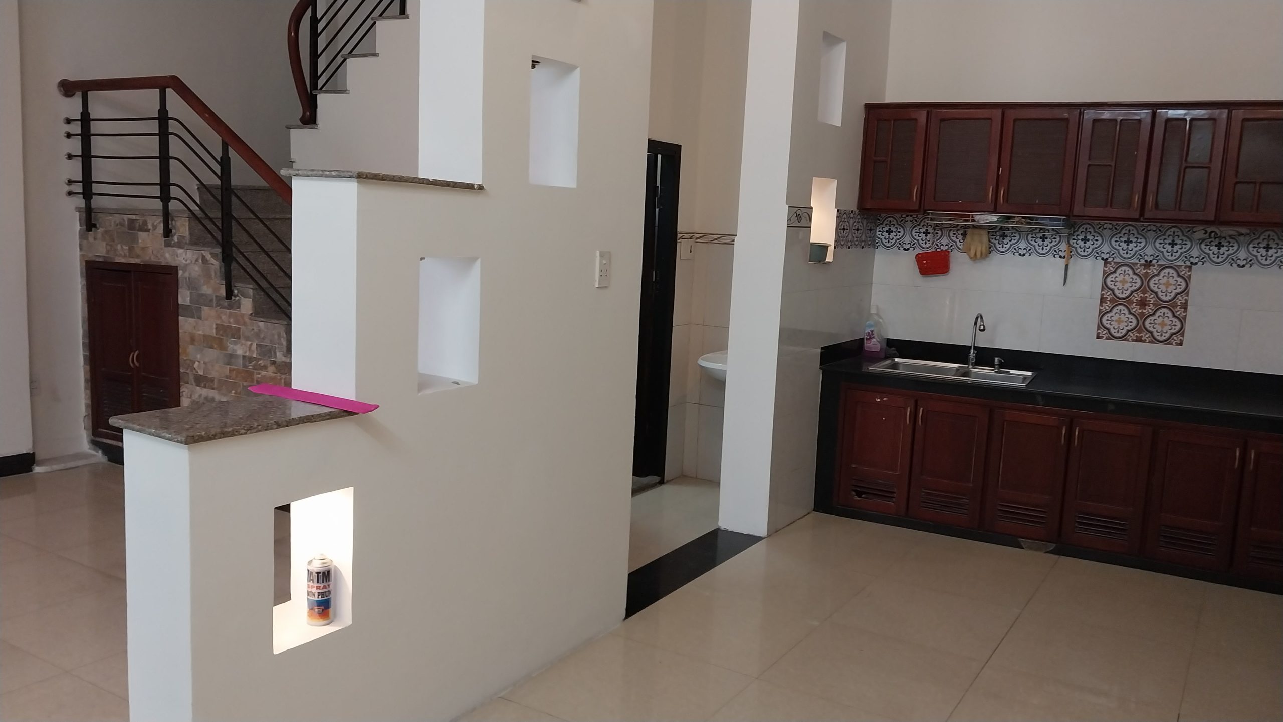 Nhà đẹp, sát mặt tiền Ông Ích Khiêm, 3 Tầng Ngay bênh cạnh BigC Đà Nẵng