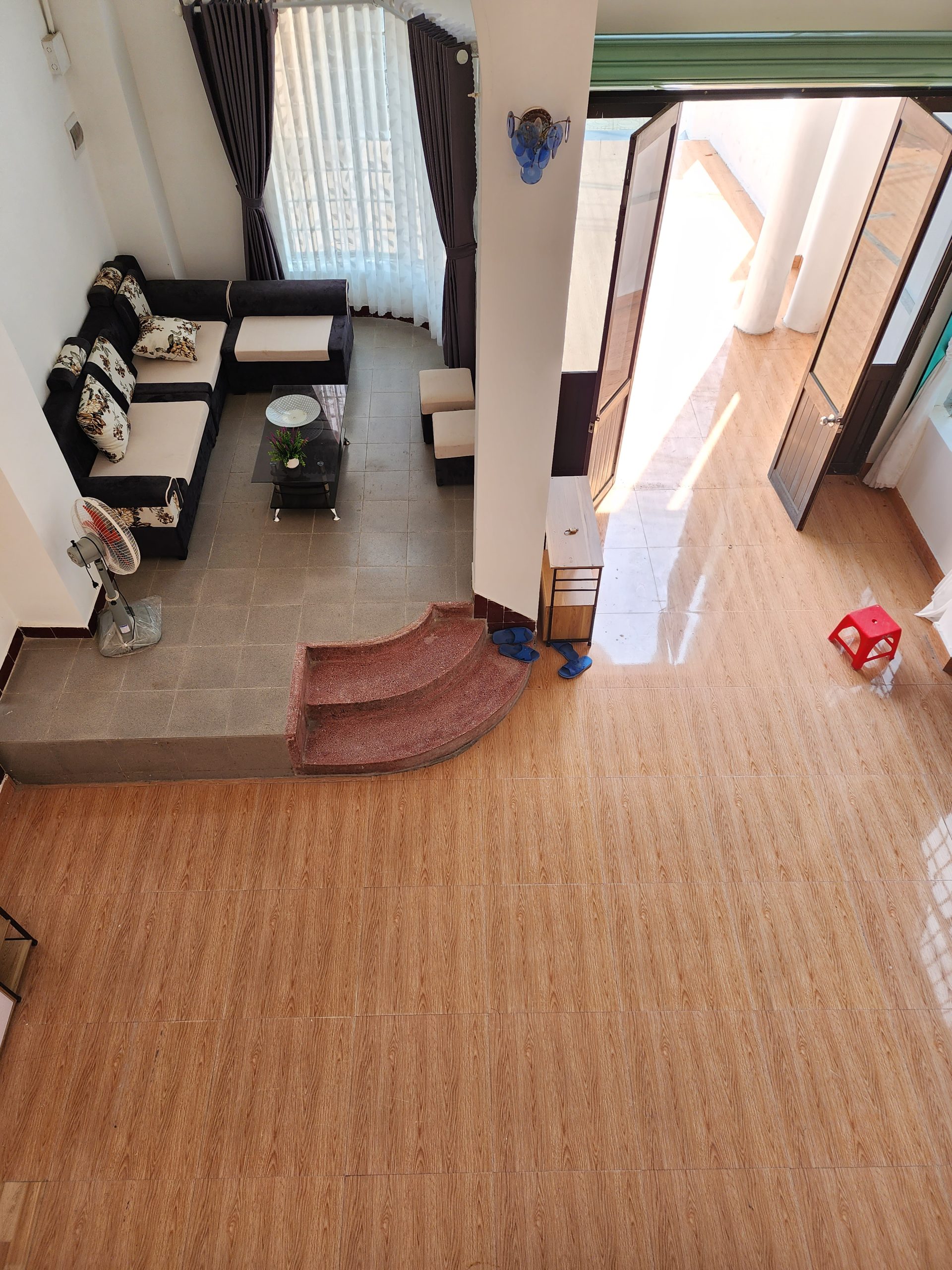 BÁN NHÀ PHỐ KHÁNH HÒA, Chủ ở nước ngoài, cần nán nhà View công viên