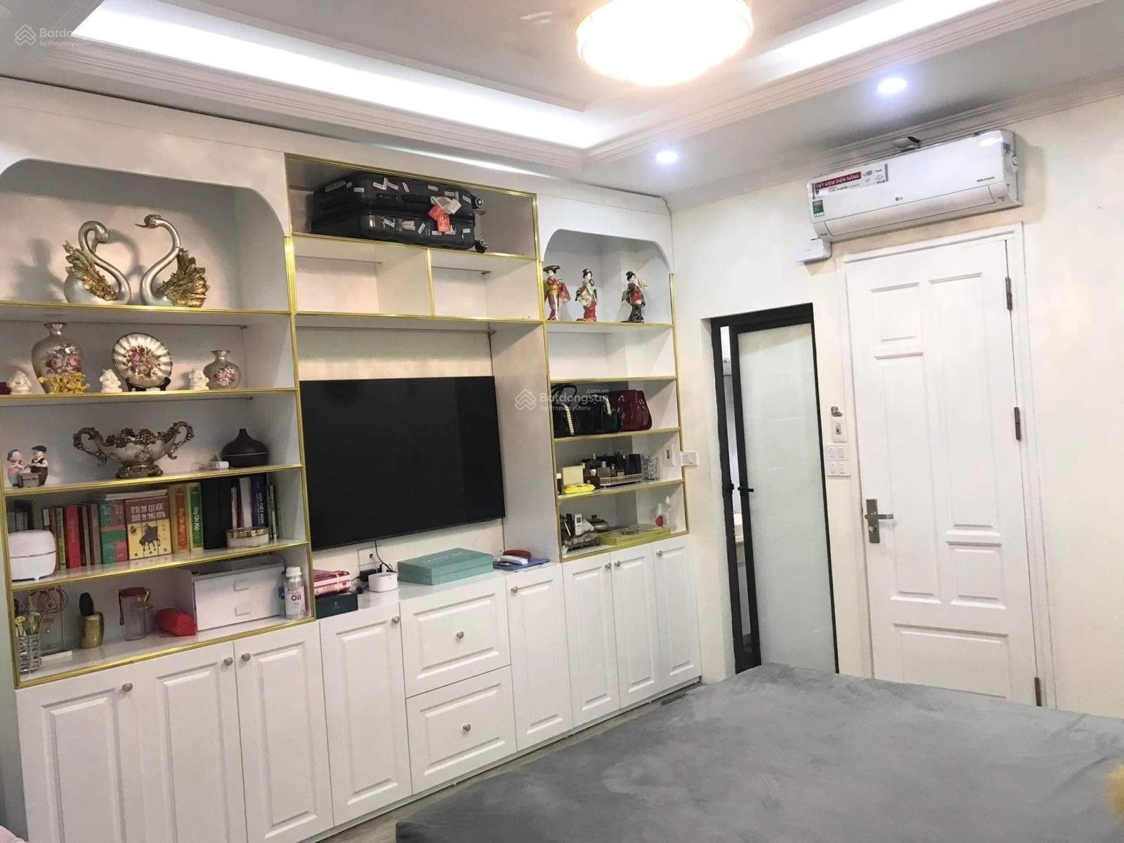 Bán nhà Nguyễn Trãi ngõ ô tô đồ nội thất đỉnh cao dt 43m2x4 tầng, giá 6.6 tỷ