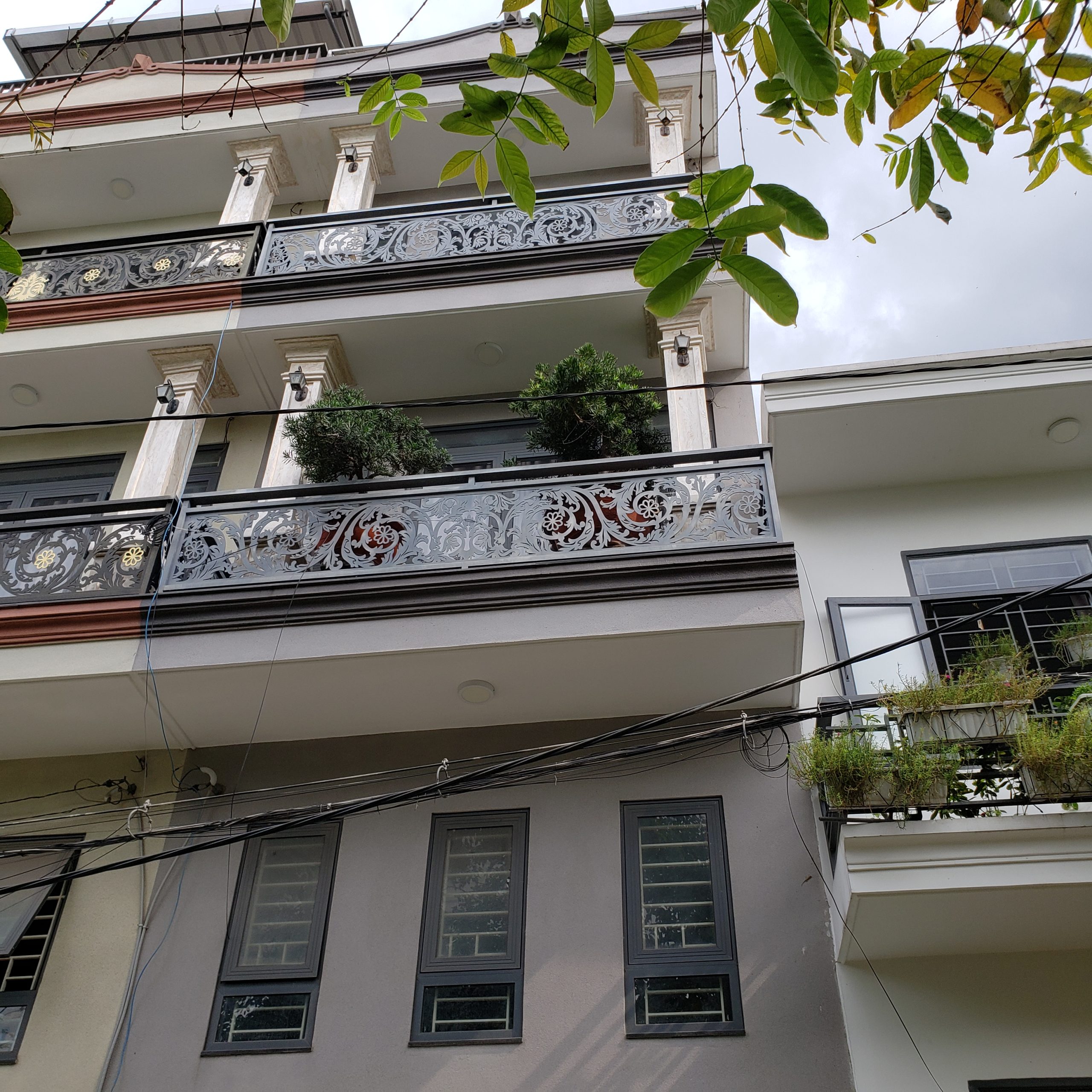 Nhà 4 Tầng, 100m2, Hẻm 8m Hương Lộ 80B, Quận 12, Giá: 3.150 Tỷ