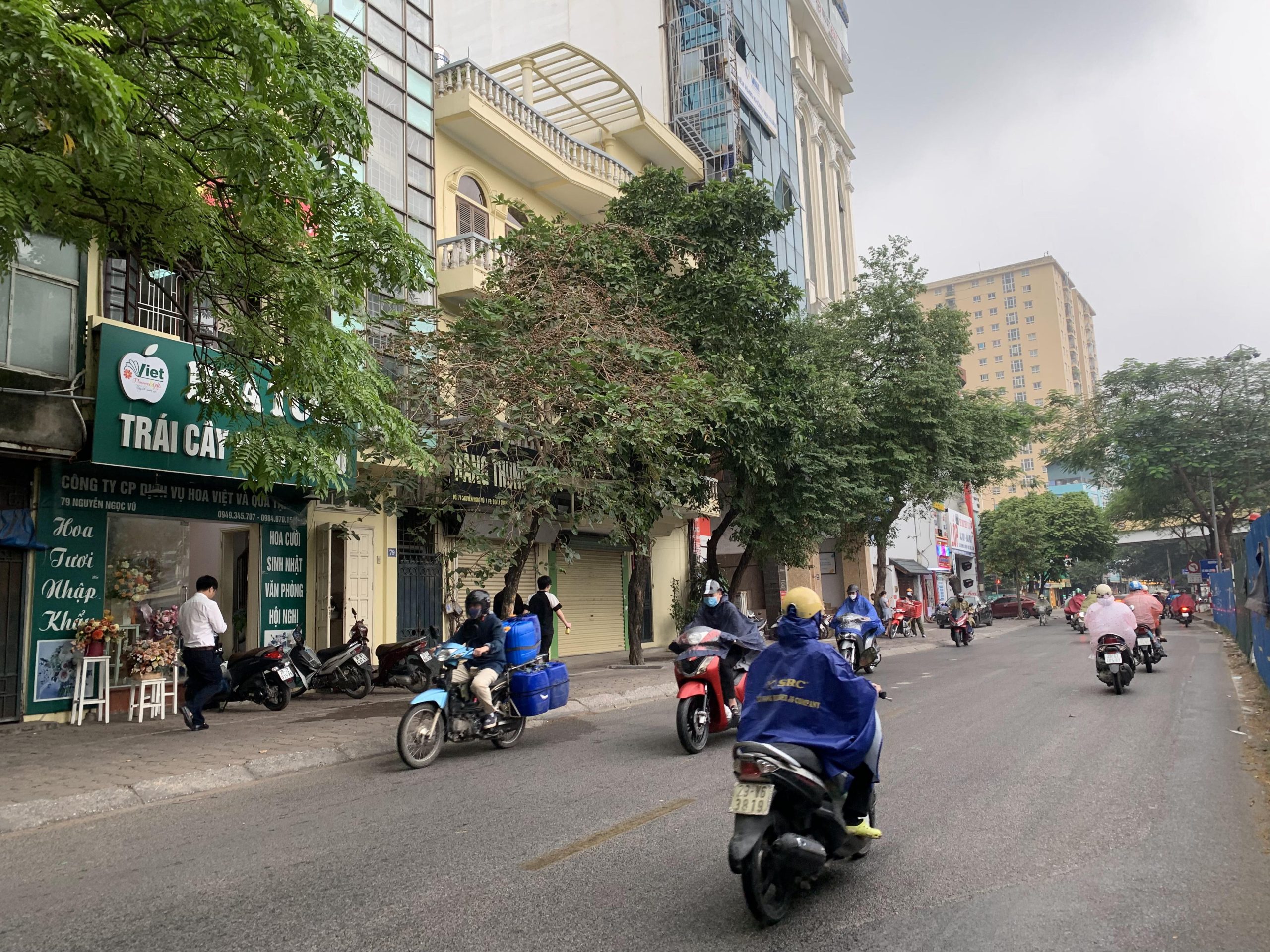 Kinh doanh siêu đỉnh ôtô tránh mặt phố Nguyễn Ngọc Vũ 86m2 15.4tỷ