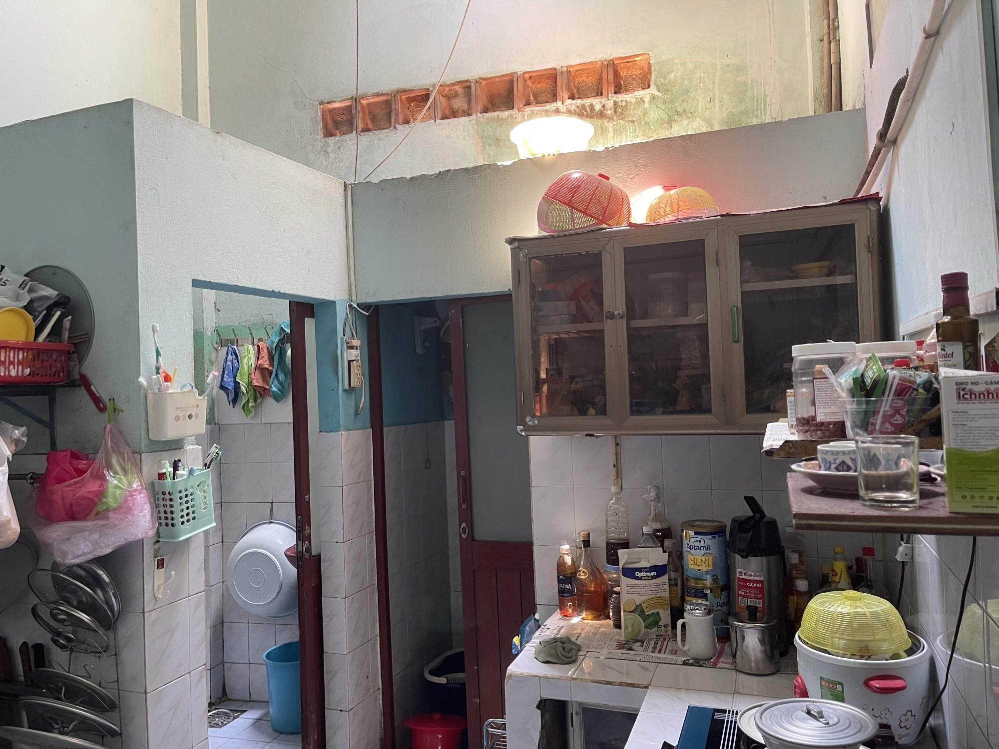 Bán nhà Phường 6 Tân Bình- Sát Vách Quận 10- 72m2- Chưa Qua Đầu Tư- Nguồn Tiền 15Triệu/Tháng- Dưới 5 Tỷ.