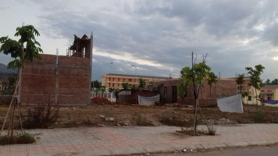 Bán ô đất đối diện cổng trường học cấp 2 Trần Can