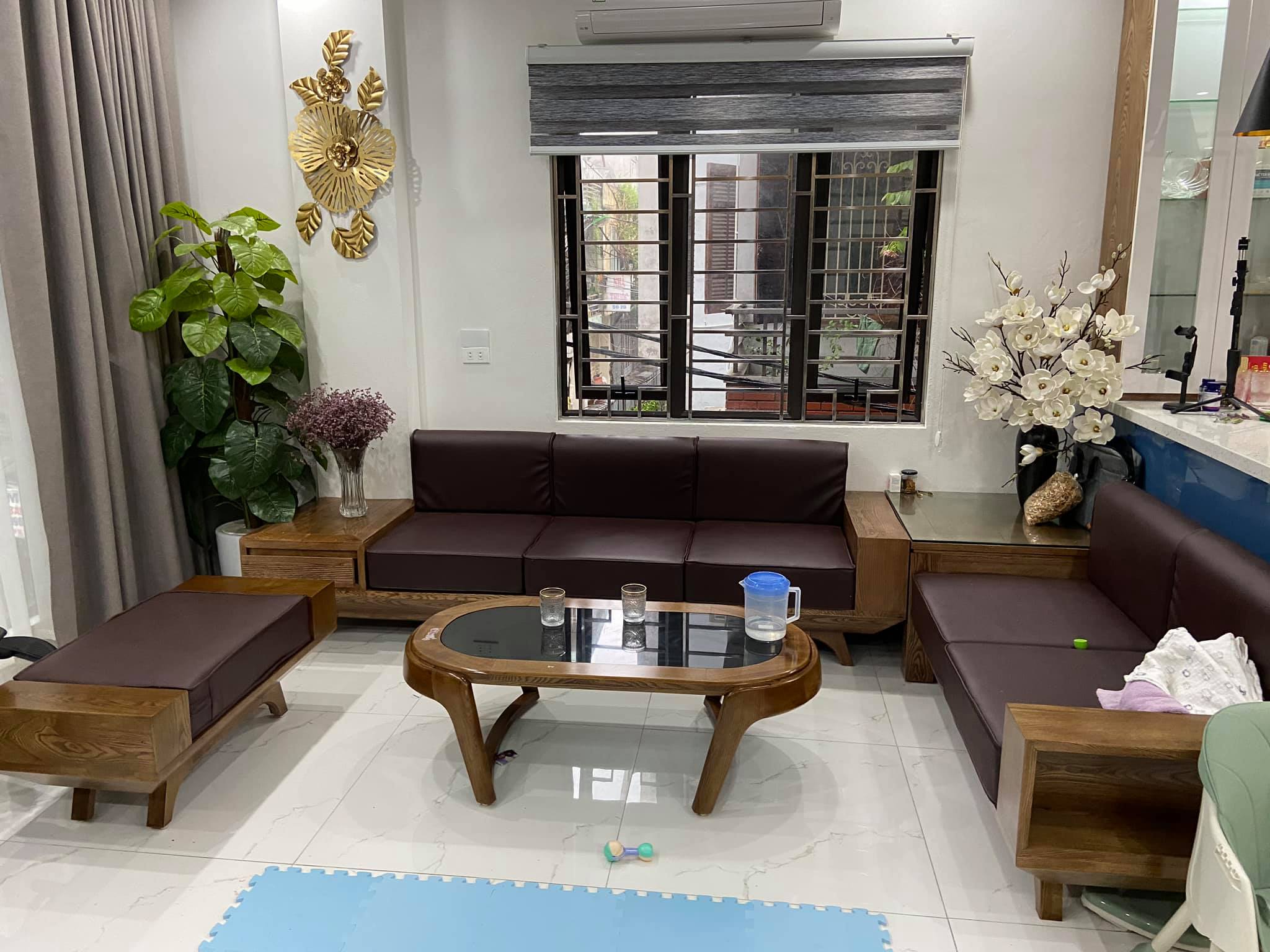 NHÀ ĐẸP_ GIÁ HỢP LÝ Ở 168 TRUNG KÍNH, PHÂN LÔ Ô TÔ ĐẸP, 5 TẦNG LONG LANH