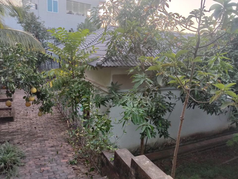 Bán nhà biệt thự 2 mặt đường tại bờ mương Kênh Tả, Him Lam