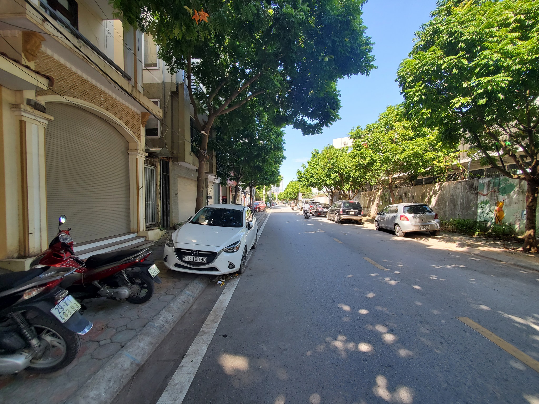 Bán Gấp Nhà 4T Phố Aí Mộ, Vỉa Hè 3m, Ô Tô Tránh, Kinh Doanh, Gần Phố, Gần Hồ, 8 tỷ.