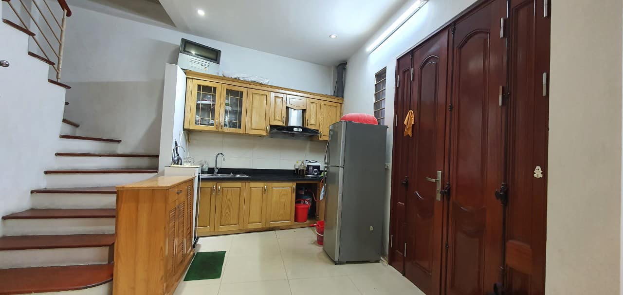 Bán Nhà Nguyễn Trãi Rộng 35m2 - 4 Tầng - Mặt Tiền Khủng 7.5m - Giá Chỉ 3.95 Tỷ.