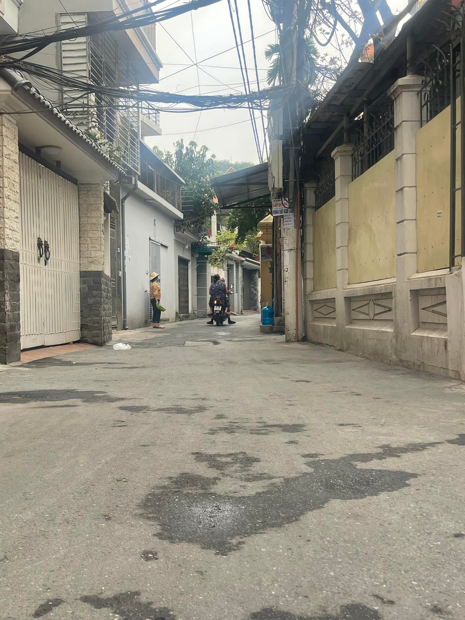 BÁN ĐẤT XUÂN LA – VÕ CHÍ CÔNG, NGÕ NÔNG, GẦN OTO, 48M2 X MT4,8M GIÁ 4.3 TỶ