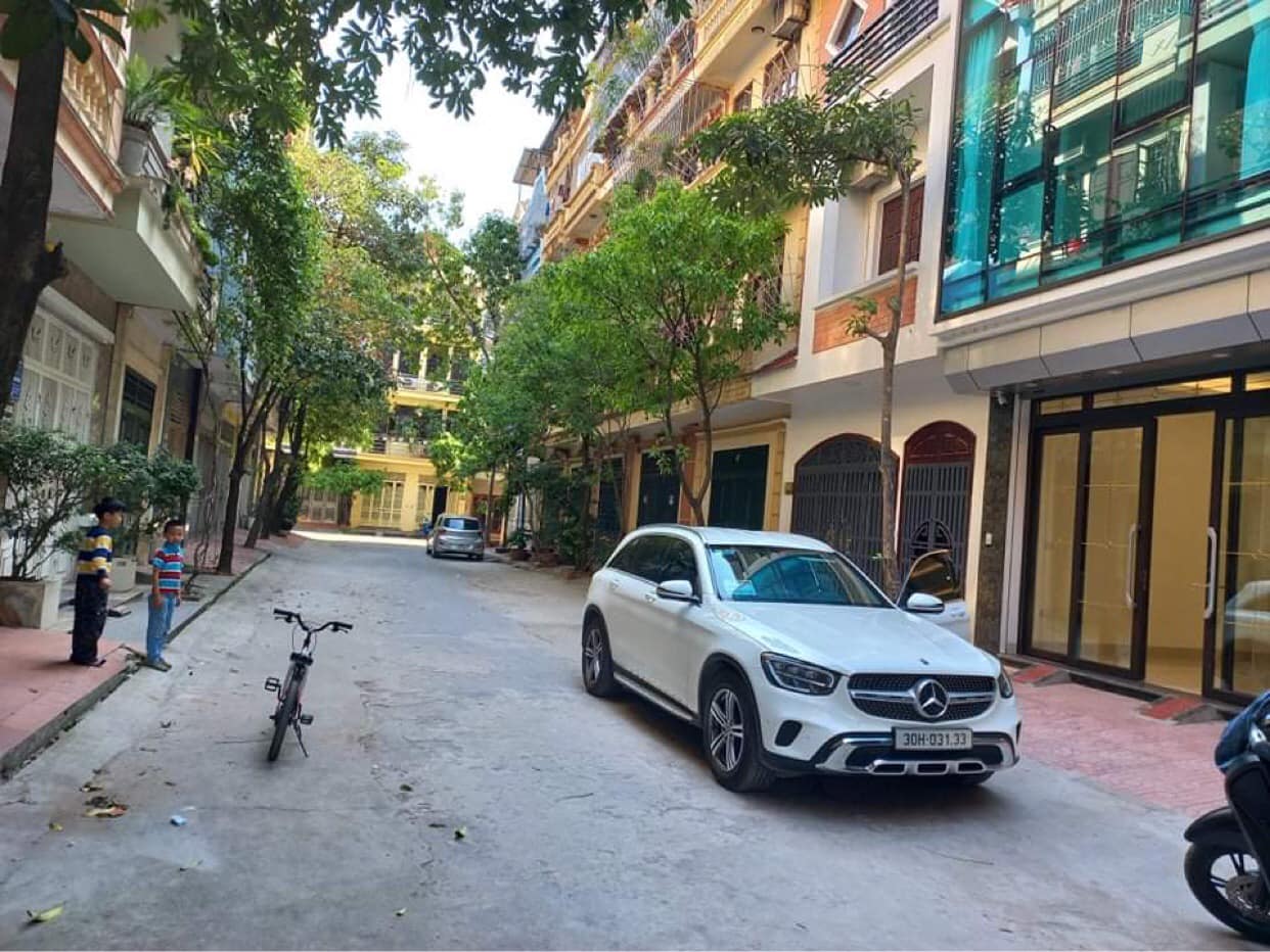 BÁN NHÀ PHÂN LÔ PHỐ NGUYỄN THỊ ĐỊNH CẦU GIẤY 60M 5 TẦNG 15,5 TỶ , SỔ CHÍNH CHỦ