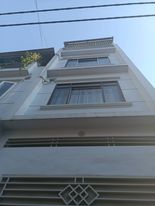 BÁN NHÀ QUẬN CẦU GIẤY- PHỐ NGUYỄN NGỌC VŨ- NHÀ ĐẸP, 2 THOÁNG, 5 TẦNG, Ở NGAY.