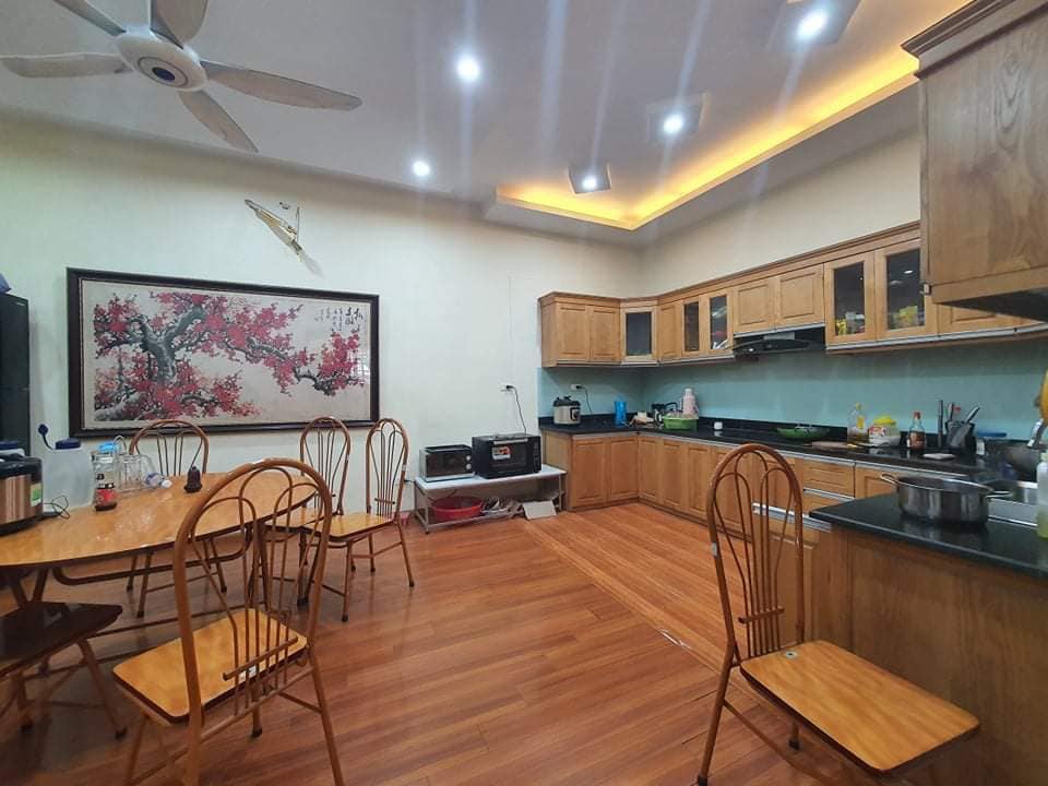 Bán Đất cầu giấy 143M2 -Nở hậu -cách phố 100M -Thiện chí bán chào 13.8 Tỷ