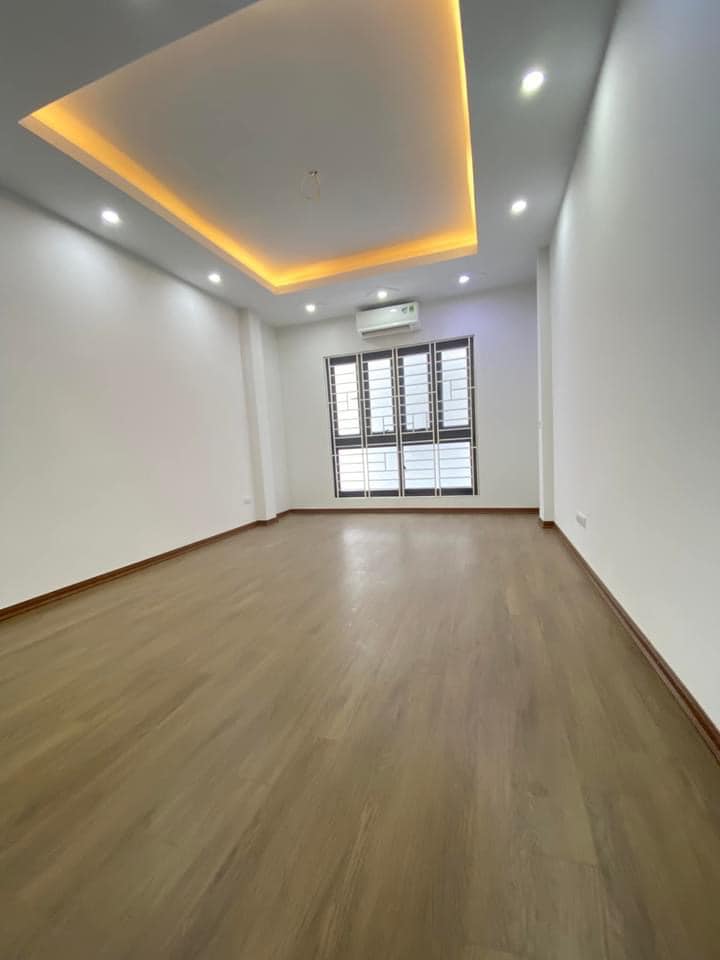 Nhà đẹp, nội thất xịn, ô tô đỗ, mặt ngõ Trần Cung DT 40m²x 5 tầng. Giá chỉ 4 tỷ.