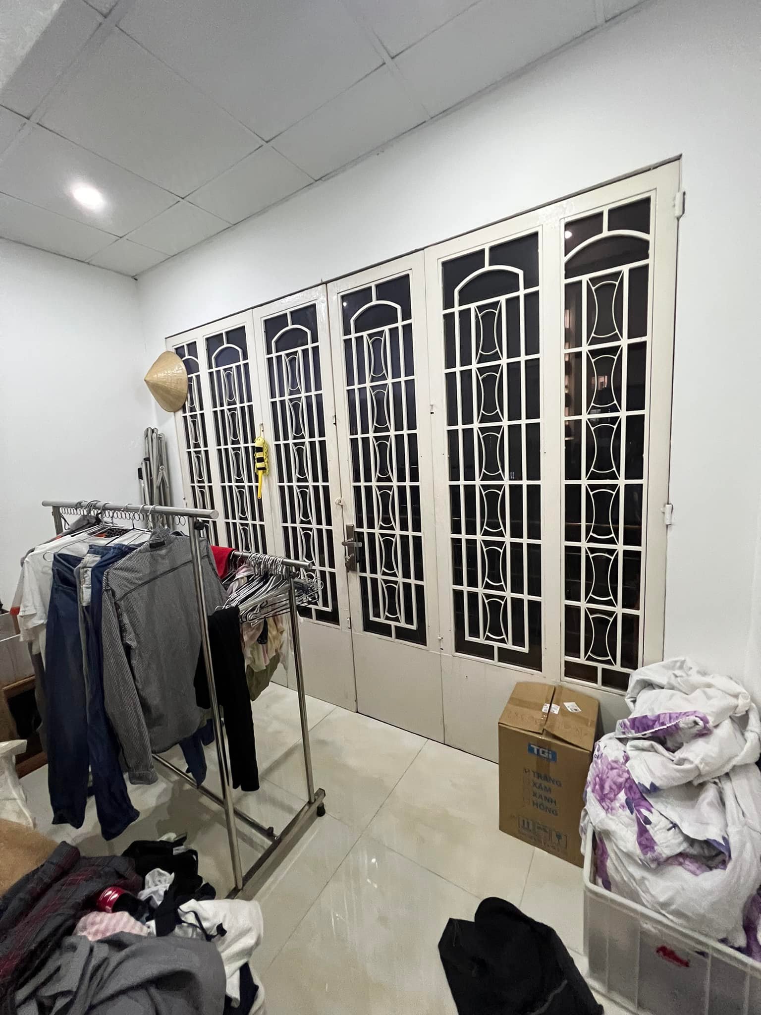 CHỦ KẸT TIỀN BÁN GẤP NHÀ 3 TẦNG XÔ VIẾT NGHỆ TĨNH BÌNH THẠNH. GIÁ CÒN HƠN 4 TỶ