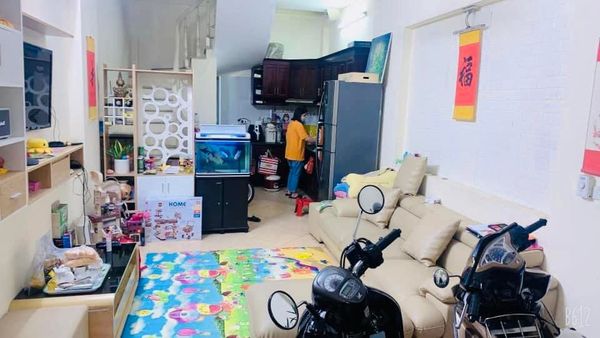 LẠC LONG QUÂN - NHÀ LÔ GÓC LẠI NỞ HẬU - MÓNG 5 TẦNG - NGÕ THÔNG BA GÁC PHI - 30M RA OTO TRÁNH