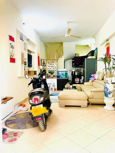 LẠC LONG QUÂN - NHÀ LÔ GÓC LẠI NỞ HẬU - MÓNG 5 TẦNG - NGÕ THÔNG BA GÁC PHI - 30M RA OTO