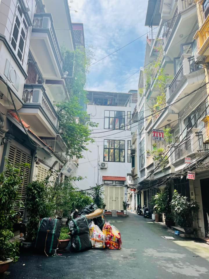 CHÍNH CHỦ BÁN NHÀ PHÂN LÔ NGHI TÀM-TÂY HỒ 61M2 5T GIÁ 6,6 TỶ