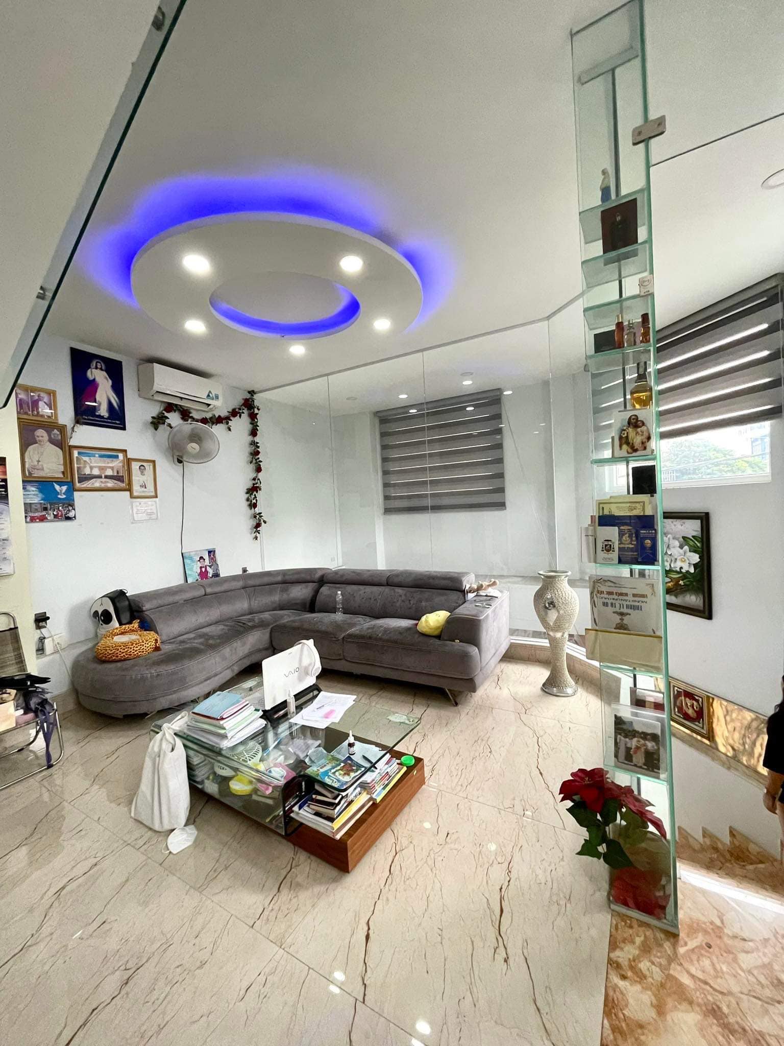 BÁN NHÀ LÔ GÓC 2 MẶT TIỀN ĐƯỜNG 5 TẦNG CÓ THANG MÁY - VƯỜN LÀI -100M2 -18.9TỶ BL