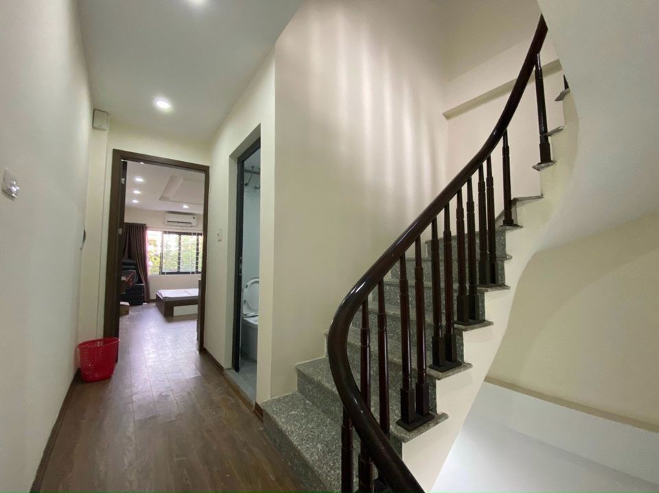 Bán nhà DT: 60m2 x 4,5 tầng phố Tô Vĩnh Diện - Thanh Xuân