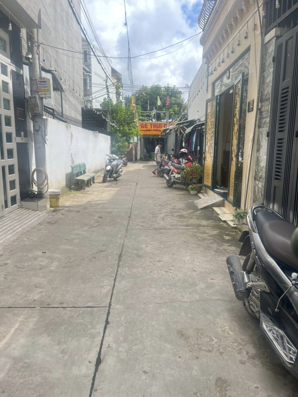 NHÀ MỚI ĐẸP - HẺM 5M CỰC THOÁNG, CHỈ 4.xx TỶ, LÊ VĂN KHƯƠNG