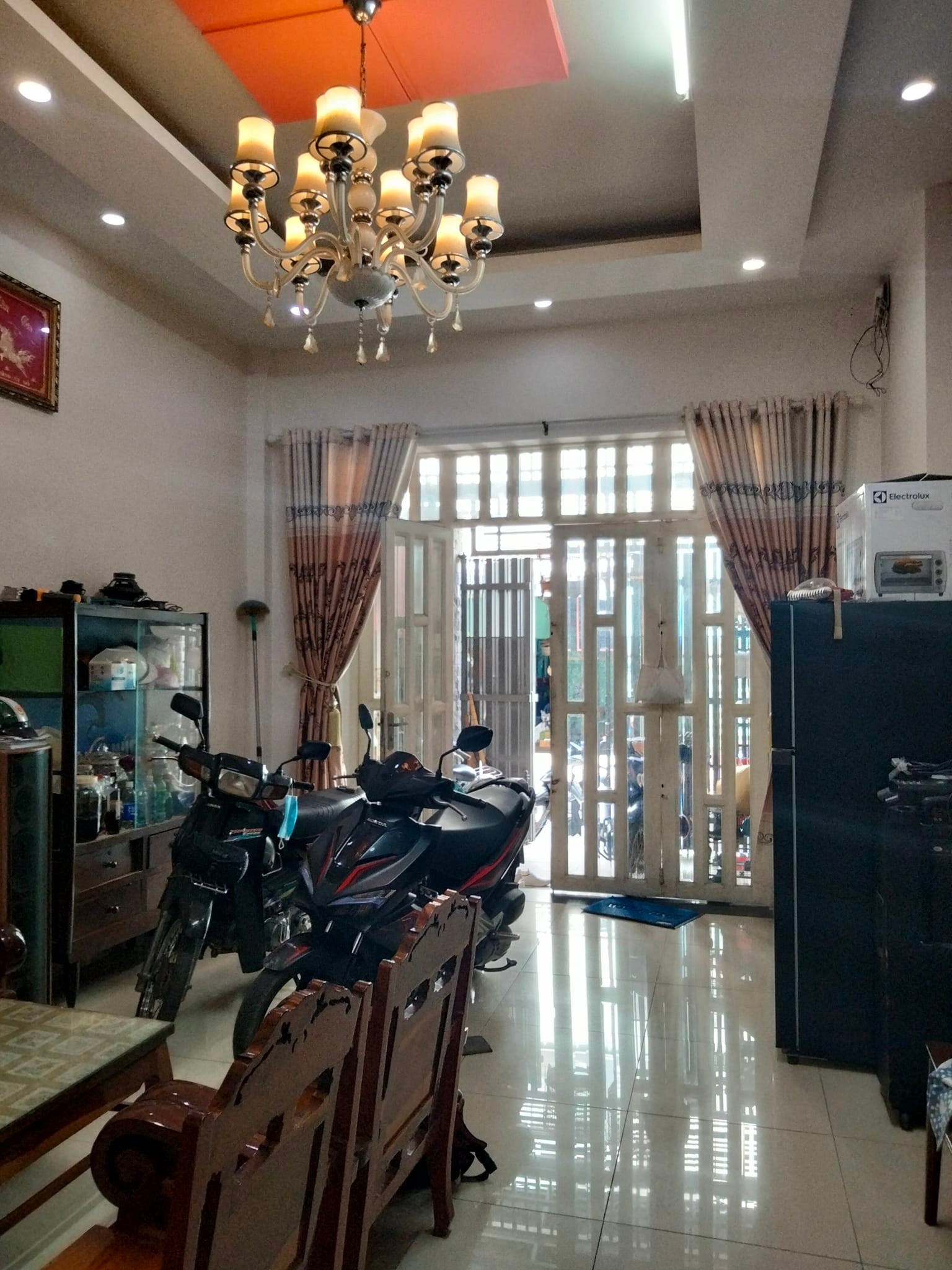 BÌNH TÂN - NHÀ 4 TẦNG SIÊU ĐẸP HẺM NHỰA 7M THÔNG -70M2 CHỈ 6.4 TỶ