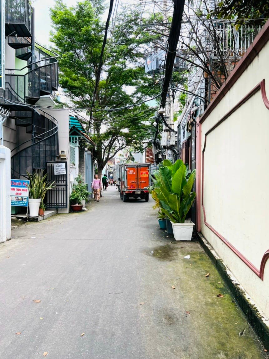 2 tầng - 4.2 x 16 -HXH - Nguyễn Văn Lượng -Chỉ hơn 4 tỷ