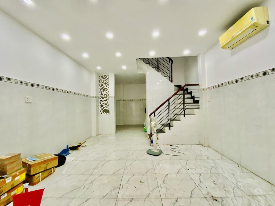 NGUYỄN KIM - TRUNG TÂM QUẬN 10KINH DOANH VP ,ONLINE - NGANG 4.5 x10M ÔTÔ VÔ NHÀ - 4 TẦNG BTCT - GIÁ CỰC TỐT NHỈNH