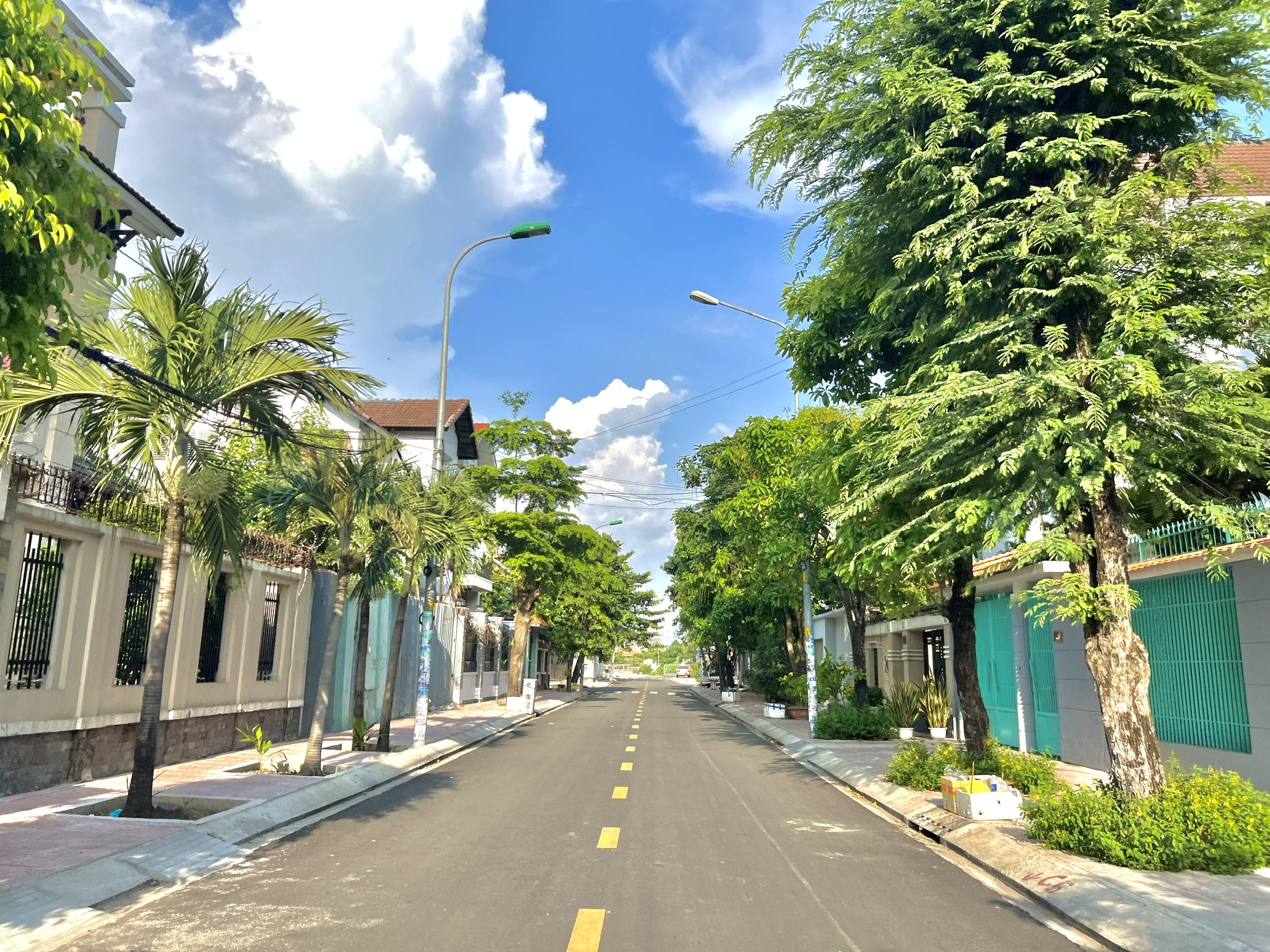 Bán đất phân lô MT Võ Thị Liễu, An Phú Đông, Q12, sổ hồng riêng, 52.4m2 thổ cư 100%, XDTD, Giá 2.2 tỷ