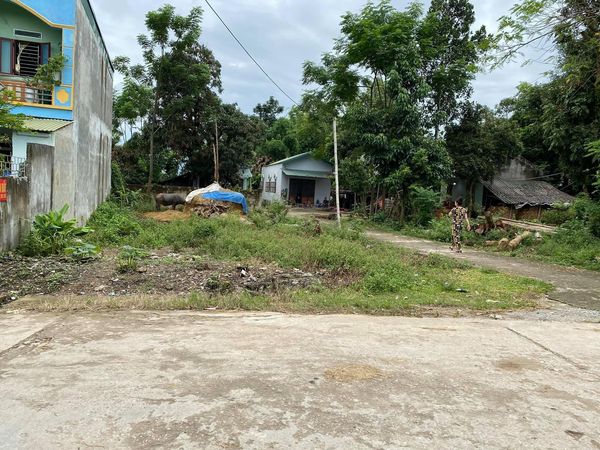 Bán mảnh đất tổ 15 Nam Thanh, gần bờ mương