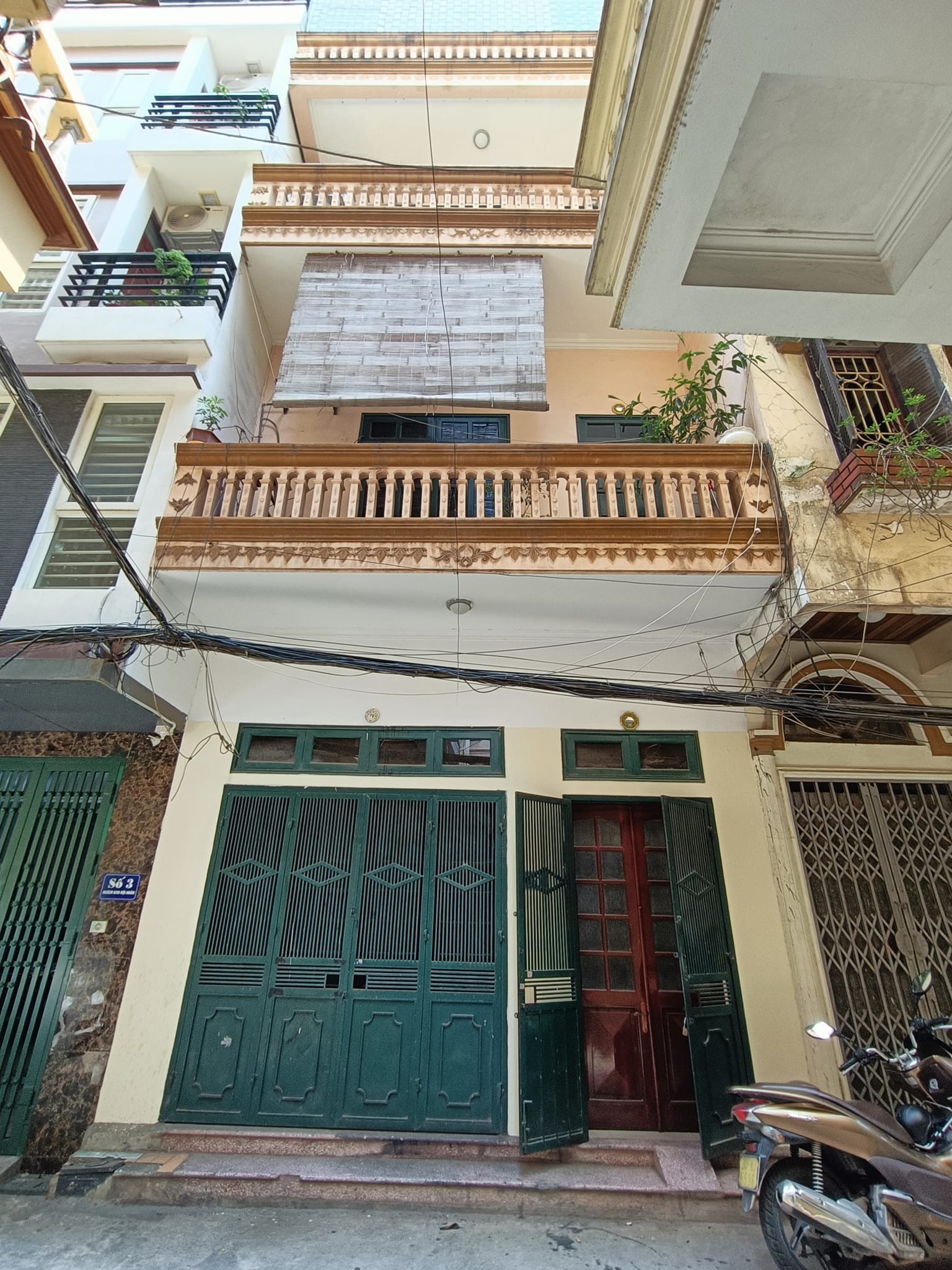 BÁN NHÀ ĐỘI NHÂN, BA ĐÌNH 7,6 TỶ 41M2 4T MT 5M THOÁNG TRƯỚC SAU OTO TRÁNH, NGÕ THÔNG, TIỆN ÍCH ĐỈNH