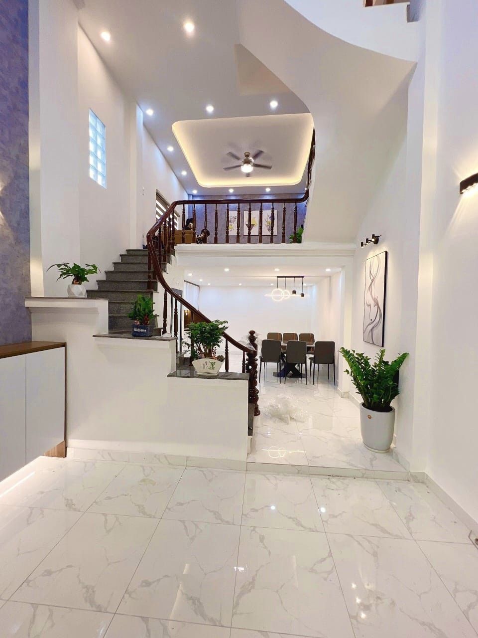 Bán nhà Đê La Thành nhỏ, gần Xã Đàn, ngõ nông, 5 tầng