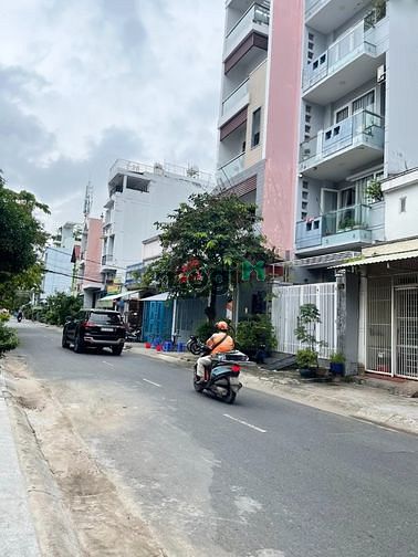 Nhà Mặt Tiền 12m Quận 7, 5x18m, 4 tầng, Nhà Đẹp Hiện Đại, 14.4 tỷ