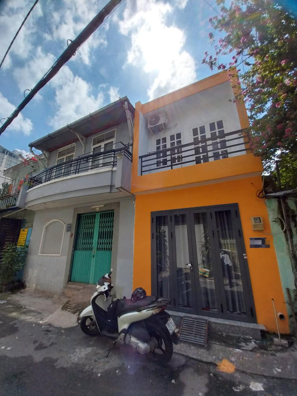 NHÀ LẦU,HẺM THÔNG 5M,VỊ TRÍ RẤT ĐẸP-GIÁ 3 TỶ