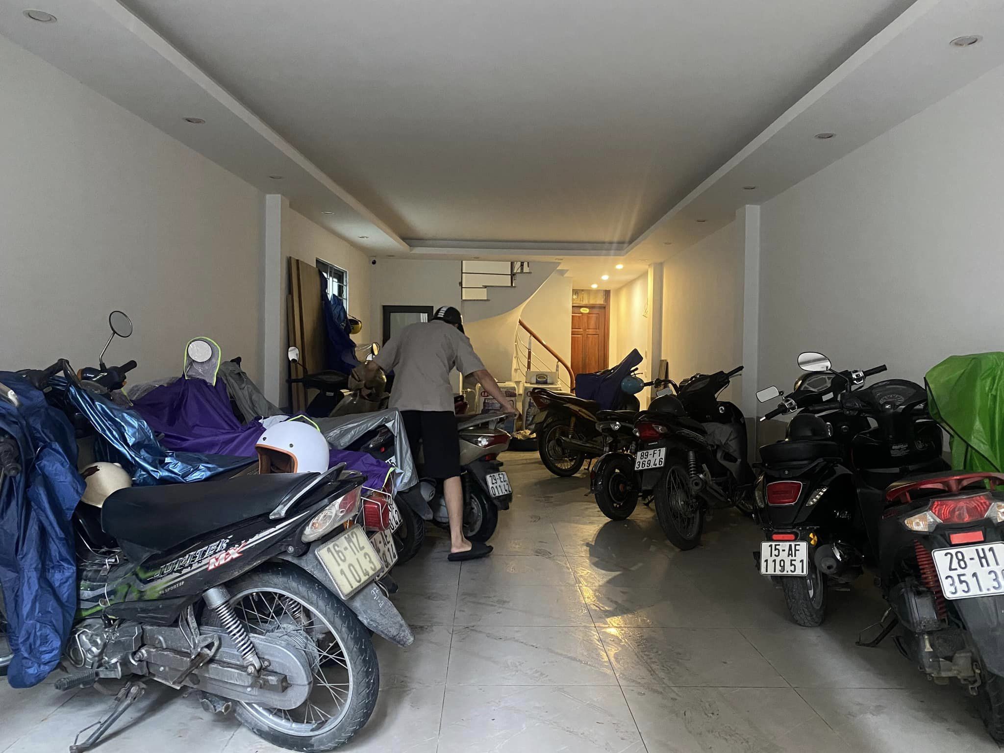 Tòa CCMN Vạn Phúc, Hà Đông, Thang Máy, 16 Phòng khép Kín, Giá 9.3 Tỷ