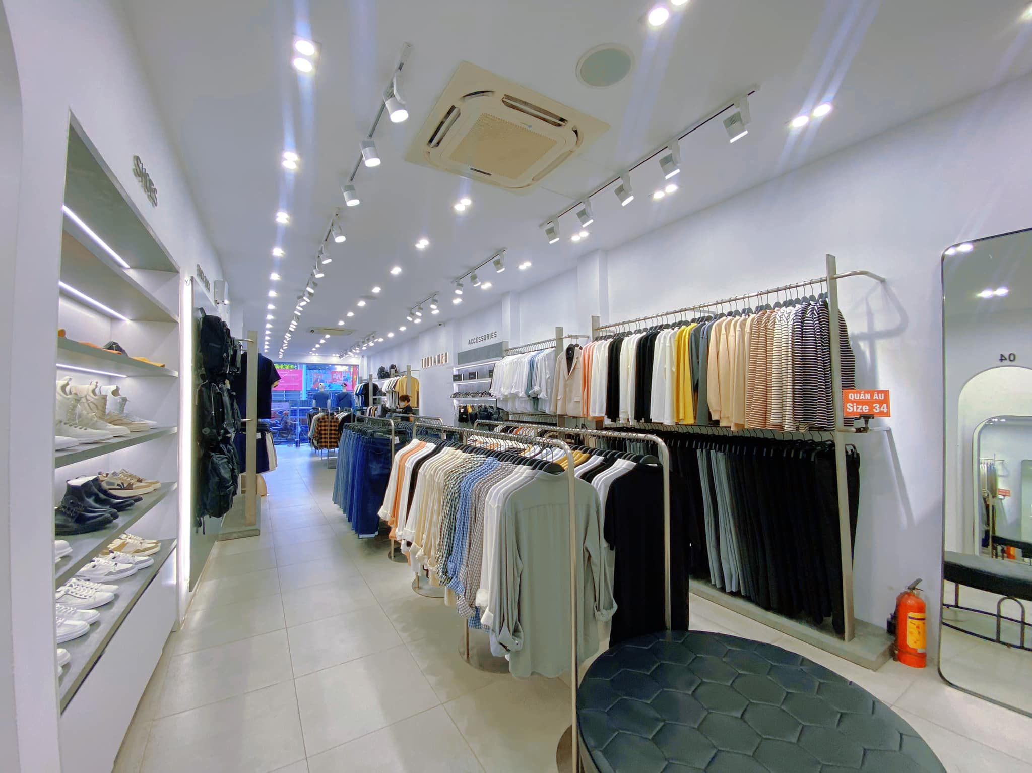 Mua Bán nhà mặt phố Chùa Bộc - mặt phố quận Đống Đa GIÁ RẺ. Kinh doanh sầm uất - 108m mặt tiền 4.3m.