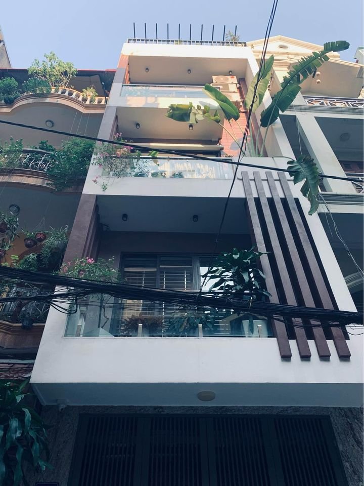 BÁN NHÀ MẶT NGÕ 49 HUỲNH THÚC KHÁNG, ĐỐNG ĐA, KINH DOANH ,7 TỶ.