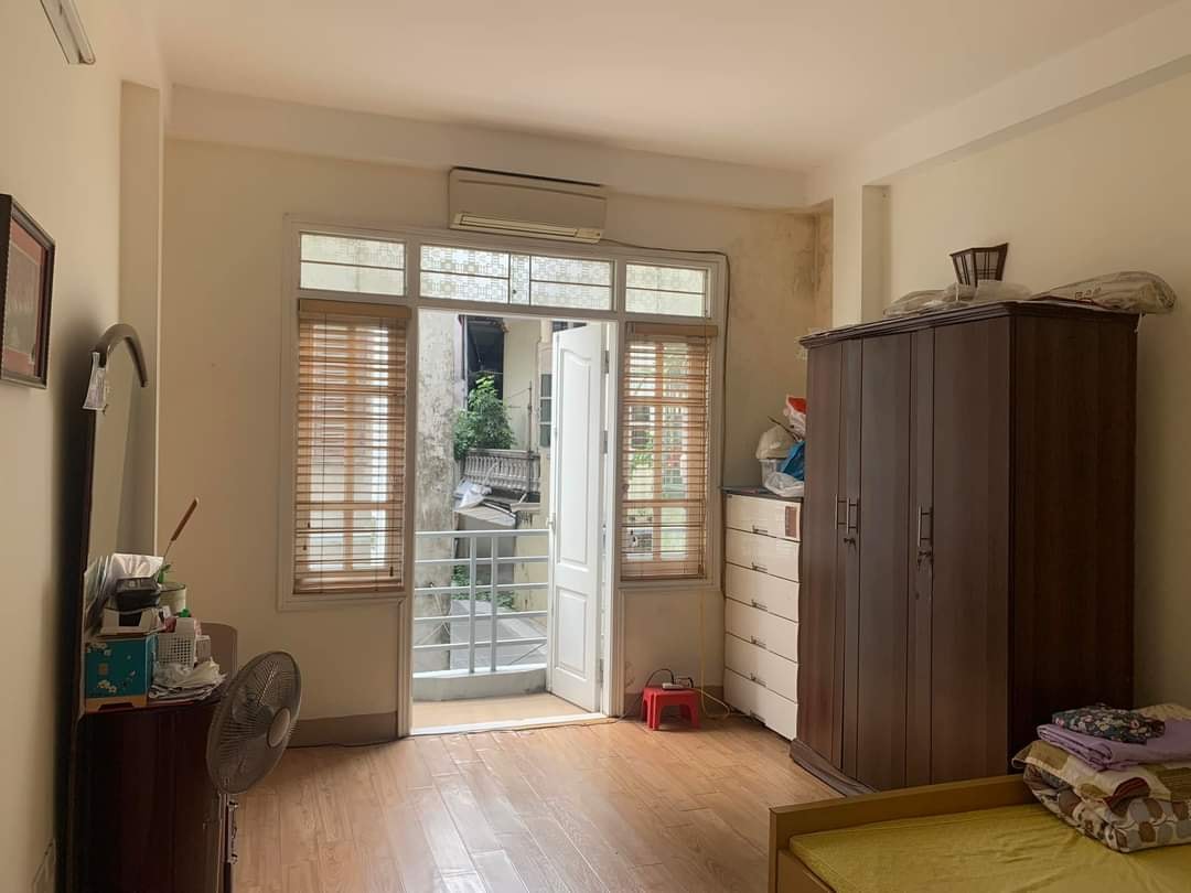 Bán nhà Tôn Thất Tùng, Đống Đa, 45m2x5T, thoáng trước sau, ô tô tránh, kinh doanh phòng trọ - 9.5 tỷ - 0382.603.113