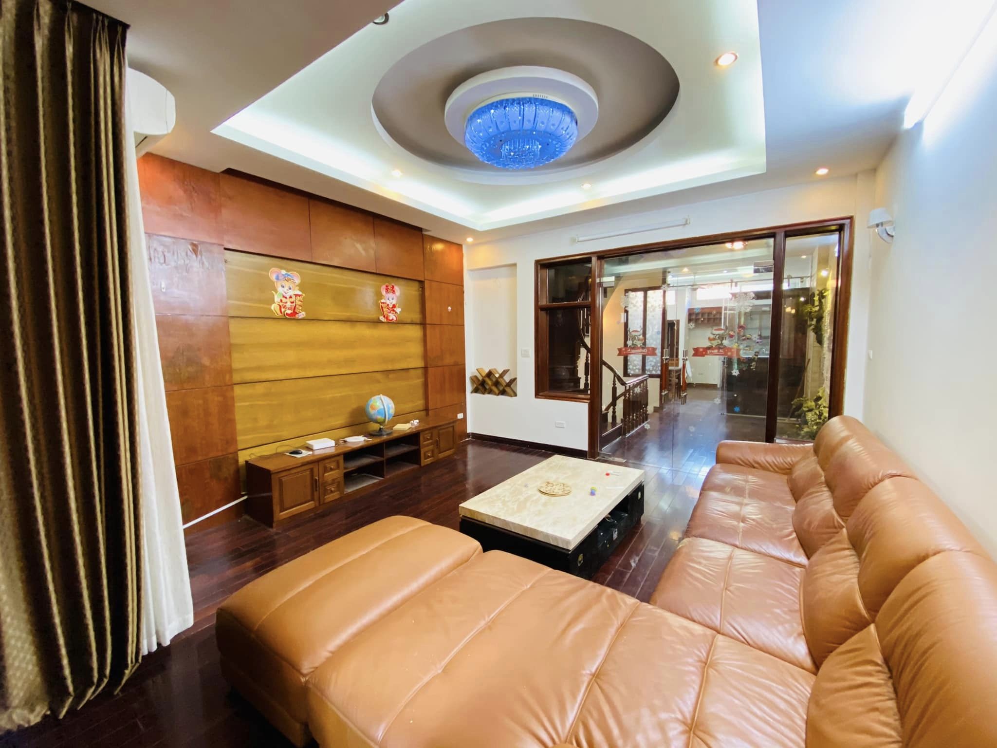 Siêu phẩm Tô Vĩnh Diện, Thanh Xuân, Phân Lô, Gara 7 chỗ, 2 Thoáng, DT 68m2, MT 5m, 11.5 tỷ