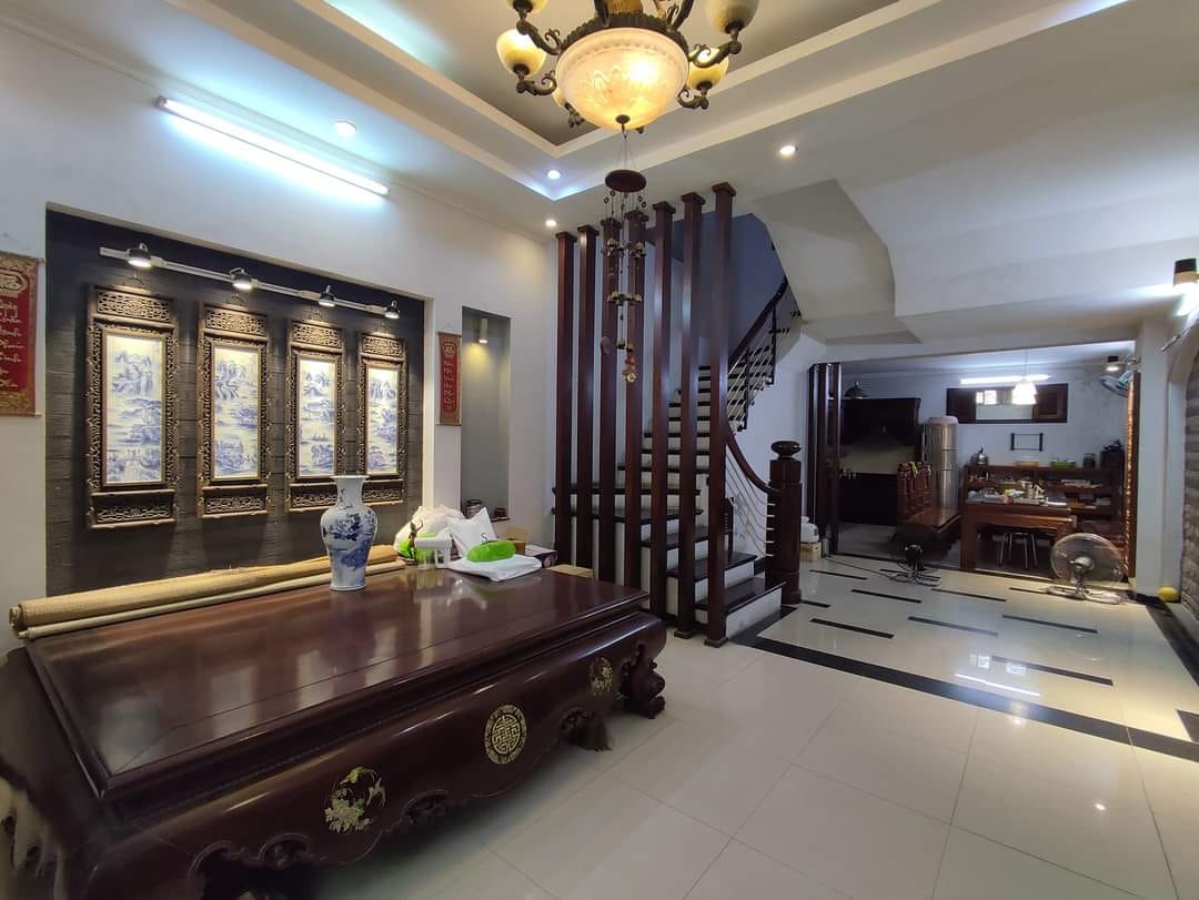 Bán nhà Lê Đức Thọ 80m2x5T, MT 5m, 2 mặt ngõ rộng 3m, gần phố, toàn gỗ lim, 10.2 tỷ